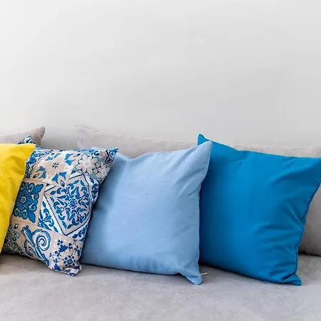 מלון דירות Afora 4*