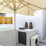 Afora Lejlighedshotel Vóthon