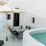 Afora Lejlighedshotel Vóthon